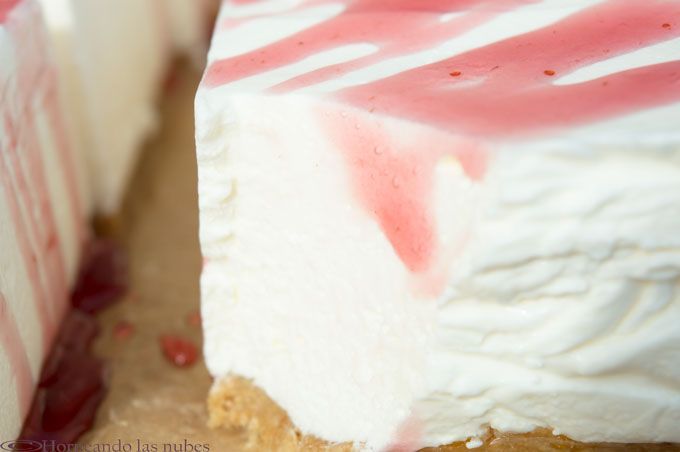 Tarta mousse de queso, fresa y melocotón. Tarta mousse de queso, fresa y melocotón