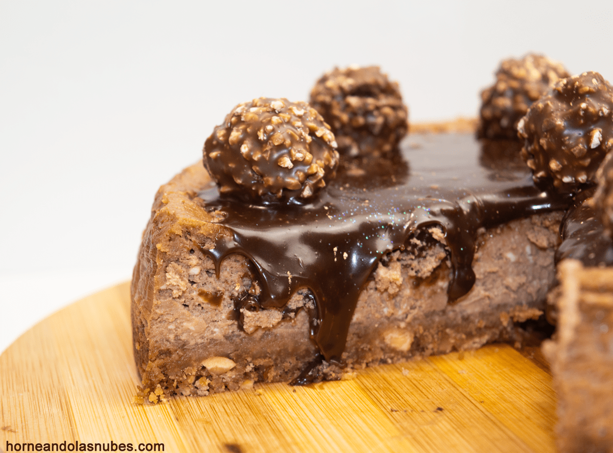 Cheesecake de Ferrero Rocher y nutella