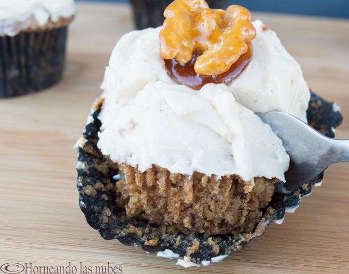 Cupcakes de calabacín, nueces y canela