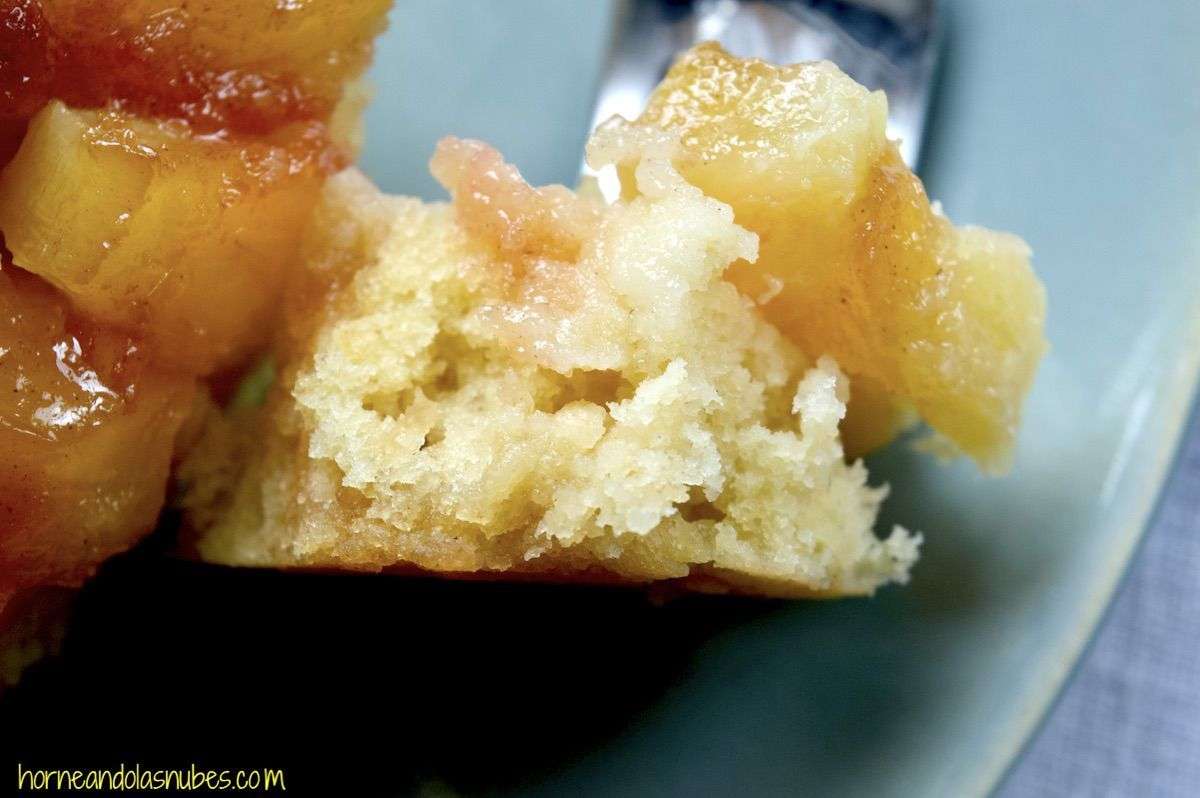 Tarta de piña en sartén.